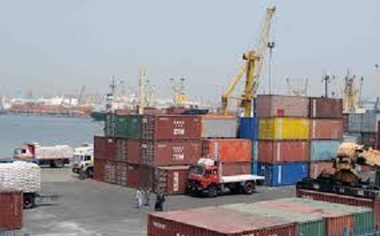 خطة جديدة تضعها الحكومة لتطوير ميناء الإسكندرية