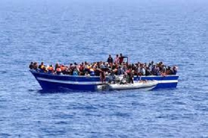 غرق مجموعة من المهاجرين غير شرعيين أثناء التوجه نحو السواحل الايطالية