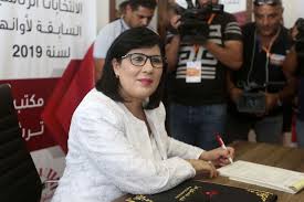 عبير موسي معارضة تونسية تطالب بالإعتصام أمام جماعات القرضاوي