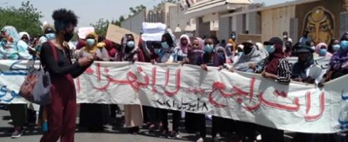 الذكري الثالثة للثورة سر عداء النساء والسلطة السودانية