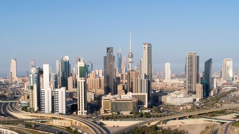 الكويت تعلن أول خطوة لها في الإصلاح خفض نفقة الوزارات بما لا يقل عن ١٠٪
