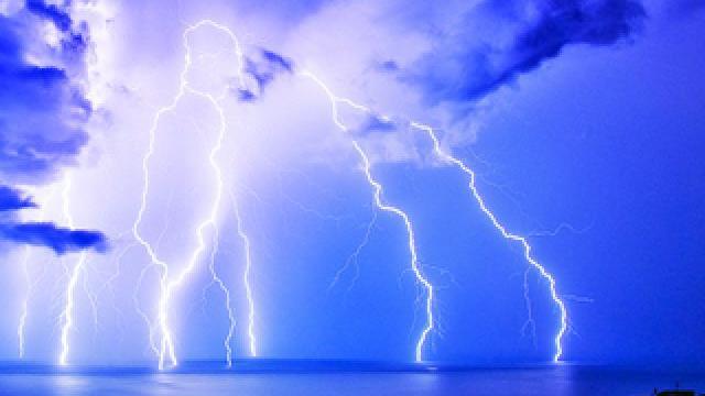 كيفية حدوث ظاهرة البرق والرعد
