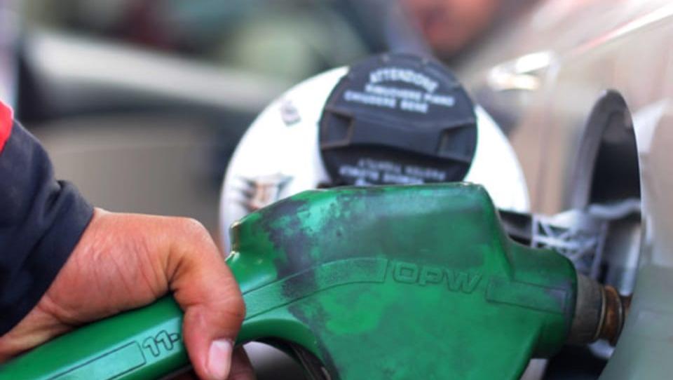 كيفية حساب سعر البنزين بالسعودية