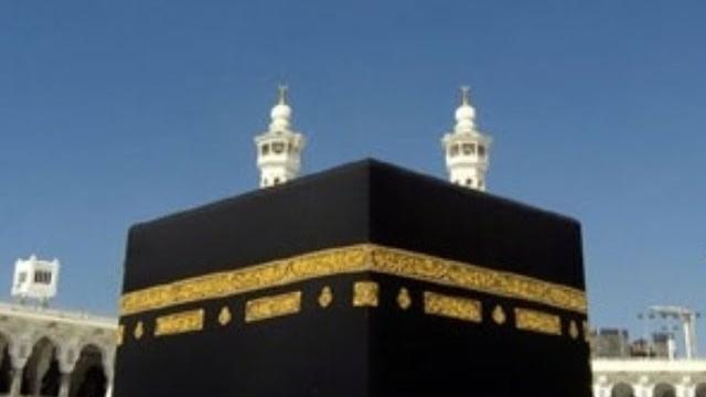 لماذا جلس علي بن ابي طالب في مكة