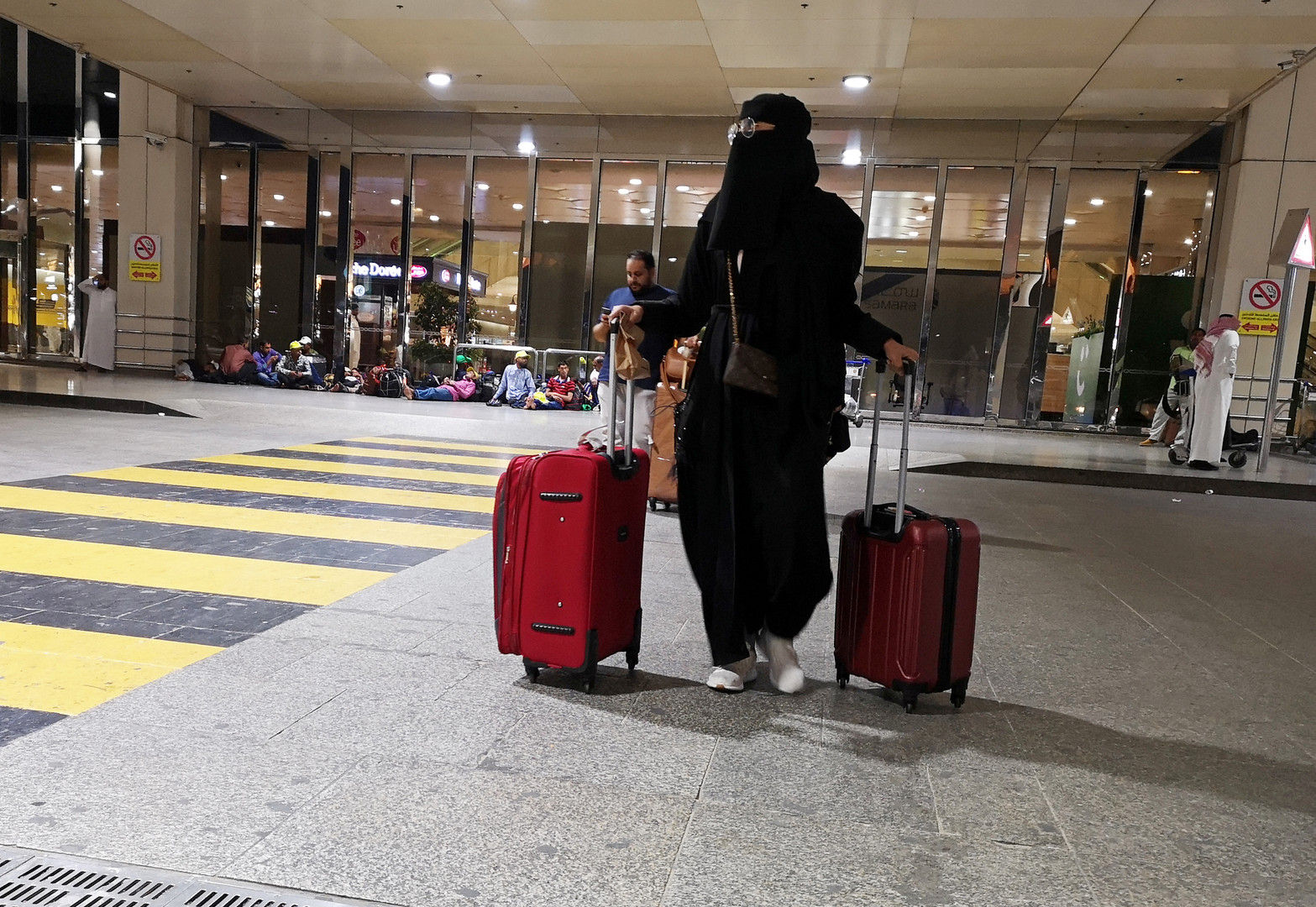 استخراج جواز سفر للنساء بدون ولي امر بالمملكة العربية السعودية حقوق جديدة للمرأة بالمملكة