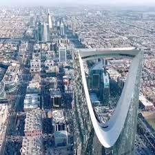 بلتون تتوقع نمو اقتصاد السعودية ٨,٣٪ في ٢٠٢٢