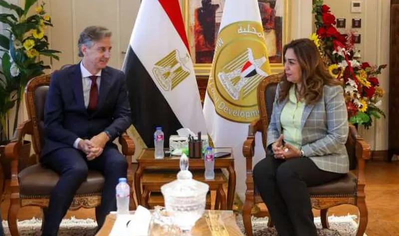 وزيرة التنمية المحلية توجه بالإسراع في تنفيذ مشروع الدعم الفني للموظفين – أخبار مصر