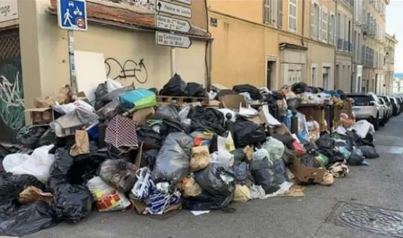 مدينة فرنسية تواجه كارثة بيئية بسبب إضراب عمال النظافة.. ما رد فعل السلطات؟ – أخبار العالم