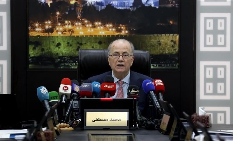 رئيس الوزراء الفلسطيني يدعو أوروبا إلی فرض عقوبات على إسرائيل