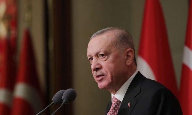 أردوغان يعلن عن مبادرة لفرض حظر على تصدير الأسلحة إلى إسرائيل