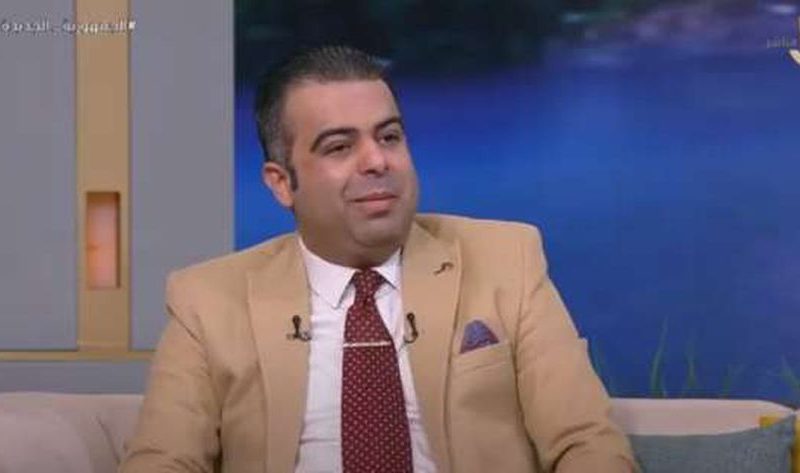 أستاذ بـ«إعلام بنها» يدعو لحجب الصفحات التي تنشر شائعات وأكاذيب ضد الدولة – أخبار مصر