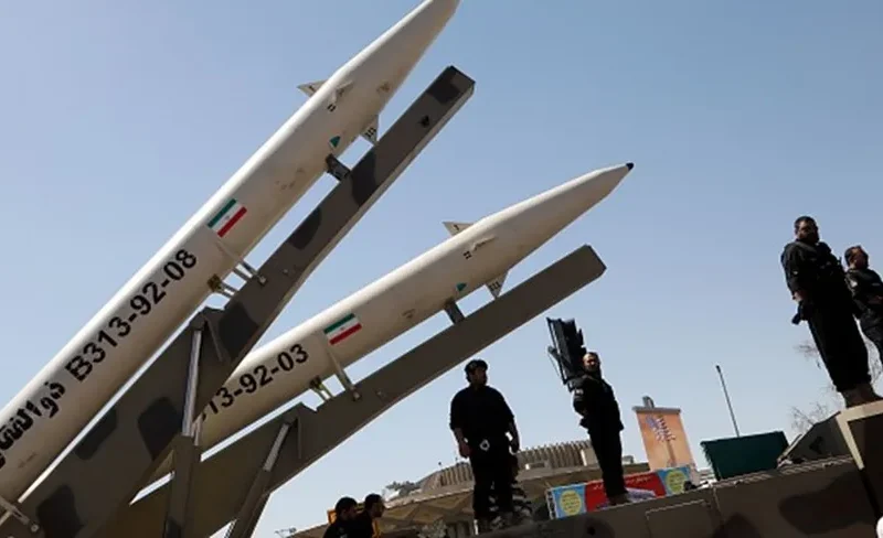 التايمز: تسارع الضربات الإسرائيلية يؤشر لإنهاء الحرب في المنطقة قبل تسلم ترامب