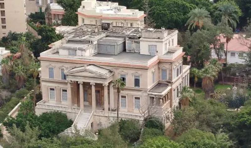 «قصر قرداحي» لوحة معمارية تراثية بالإسكندرية.. كان مقرا لقيصر ألمانيا – المحافظات