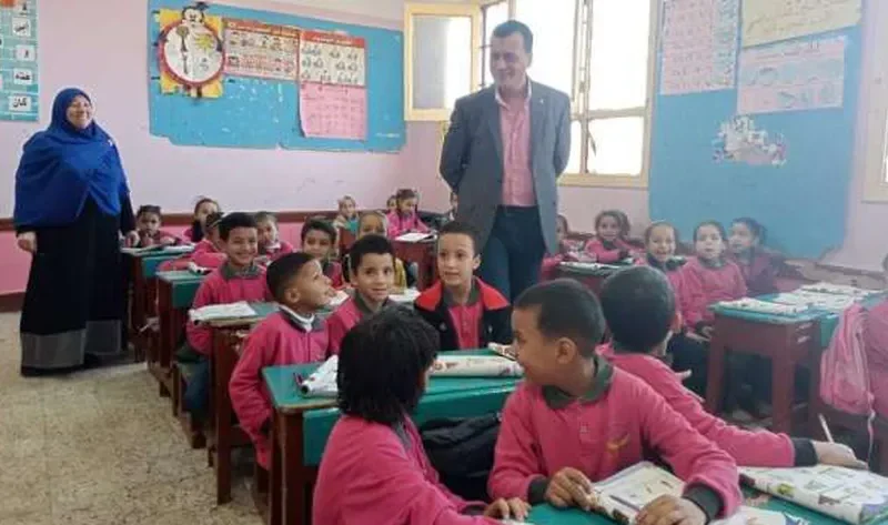 انطلاق أولى قوافل الدعم والمتابعة لانتظام العملية التعليمية بسوهاج – المحافظات