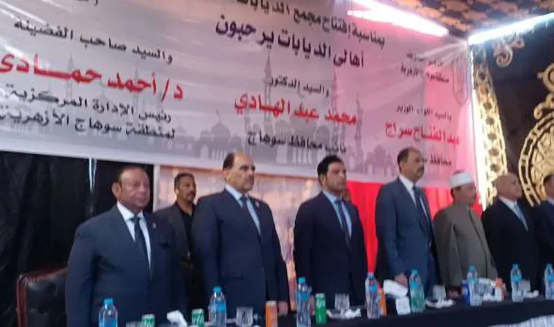 محافظ سوهاج ورئيس المنطقة الأزهرية يفتتحان مجمع معاهد الديابات – المحافظات