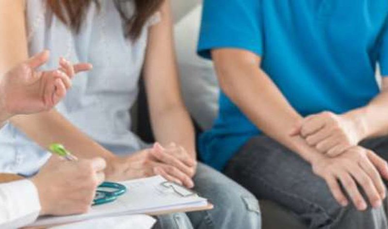خطوات الحصول على نتيجة فحص المقبلين على الزواج.. «السر في الهاتف» – أي خدمة