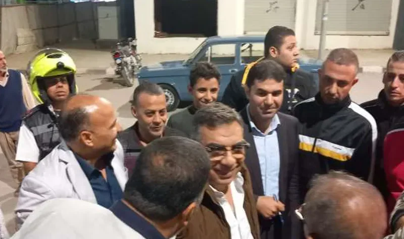 محافظ الدقهلية يوجه بمصادرة تروسيكلات «النباشين» المخالفين في جولة مفاجئة – المحافظات