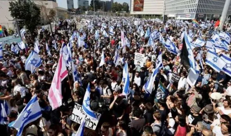 حدث ليلا: مقتل المئات بفيضانات إسبانيا.. وصواريخ حزب الله تشعل تل أبيب.. وقطر ترد على انسحابها من الوساطة.. عاجل – أخبار العالم