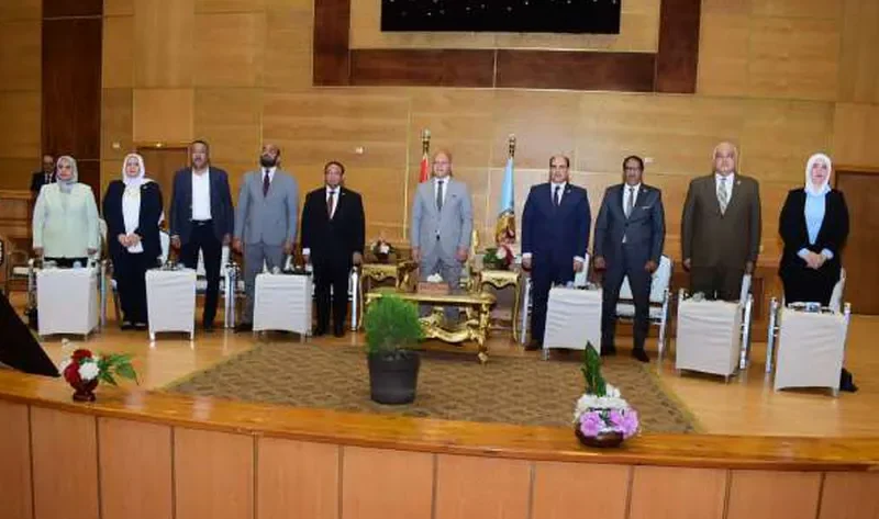 جامعة سوهاج تستضيف أعضاء مجلس النواب بالمحافظة في حوار مفتوح مع الطلاب – المحافظات