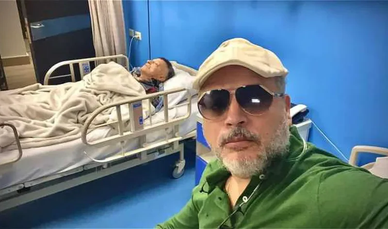 عملية جراحية وجلسات غسيل.. إقامة جبرية لنجوم الفن في المستشفيات بسبب أقاربهم – فن