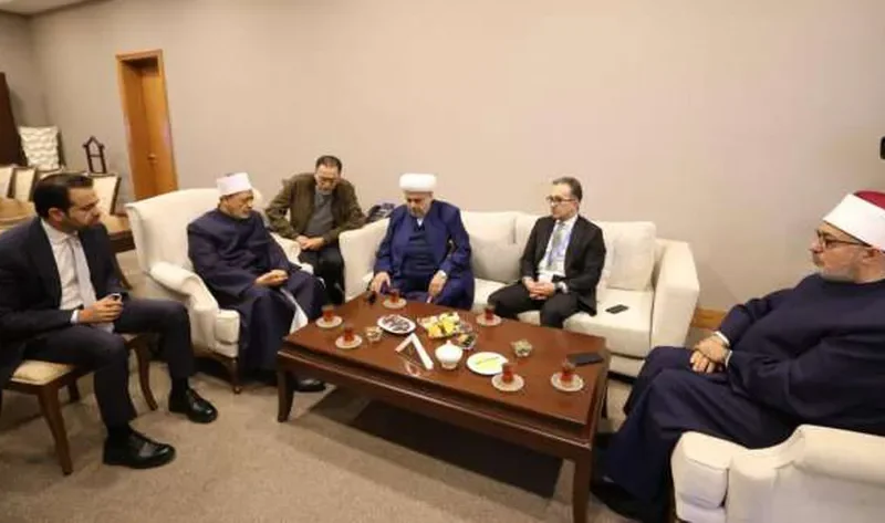 شيخ الإسلام بأذربيجان يعزي الإمام الأكبر في وفاة شقيقته: تغمدها الله برحمته – أخبار مصر