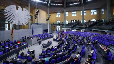 لن يتكرر أبداً”.. البرلمان الألماني يصادق على “حماية الحياة اليهودية