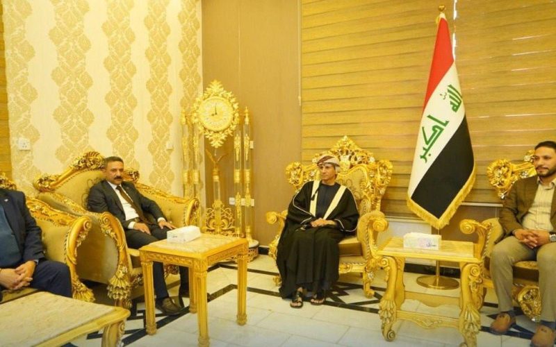 ممثل الأمين العام للأمم المتحدة في العراق يصل إلى النجف للقاء آية الله العظمی السيستاني
