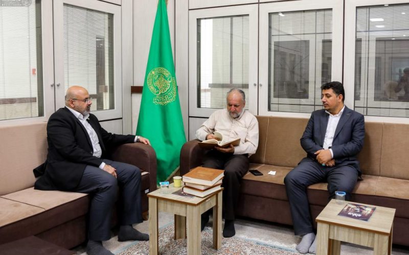 تعاونٌ مُشتركٌ بين العتبةِ العلويةِ المقدّسةِ ومؤسسةِ الامامِ الجوادِ (ع) الايرانية