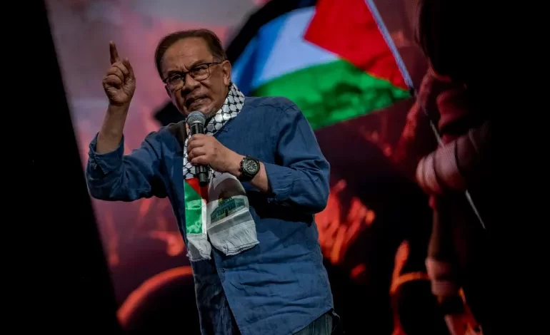 رئيس وزراء ماليزيا يجدد الدعوة لطرد “إسرائيل” من الأمم المتحدة