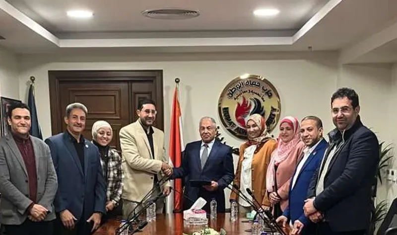 بروتكول تعاون بين «حماة الوطن» و«إيدينا مع بعض» لتوفير أطراف صناعية مجانية – أخبار مصر