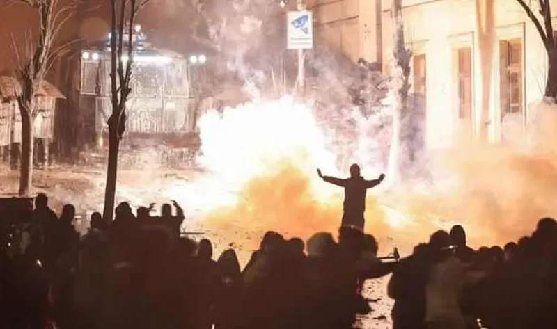جورجيا «تحترق».. احتجاجات عنيفة بعد تأجيل مفاوضات الانضمام للاتحاد الأوروبي – أخبار العالم