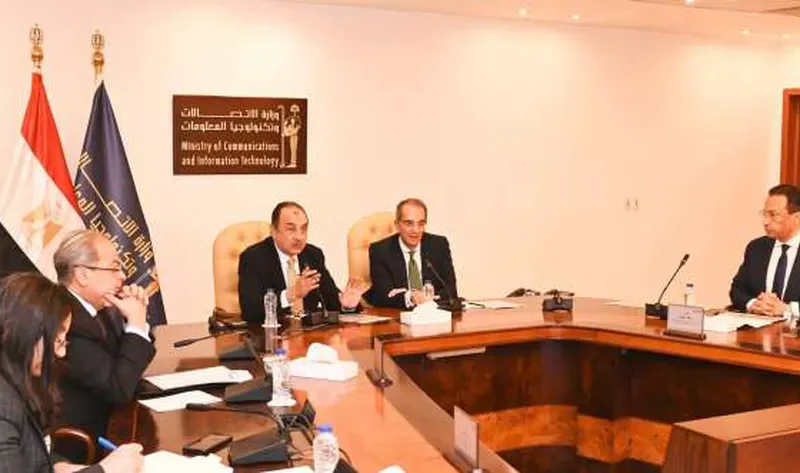 وزيرا قطاع الأعمال والاتصالات يبحثان تنفيذ مشروع تطبيق «ERP» – اقتصاد