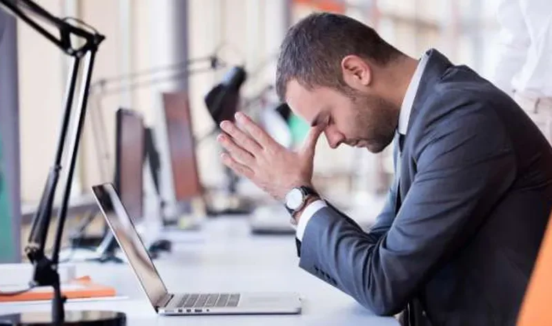 متى يحصل الموظف على مكافأة مالية عند فصله تعسفيا؟.. 5 تعويضات يستحقها – أخبار مصر