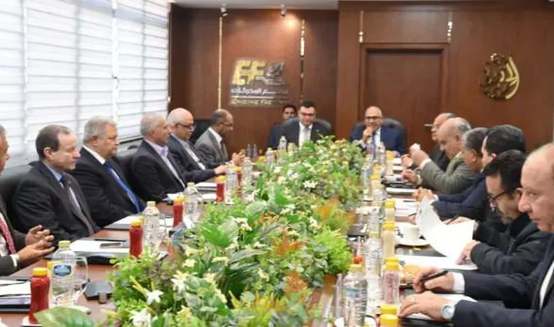 وزير الإسكان ورئيس «العربية للتصنيع» يبحثان التعاون في إنتاج المهام الكهروميكانيكية – أخبار مصر