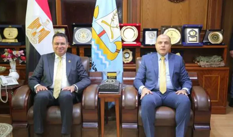 محافظ كفر الشيخ يستقبل وفدا من لجنة الزراعة والري بمجلس النواب – المحافظات