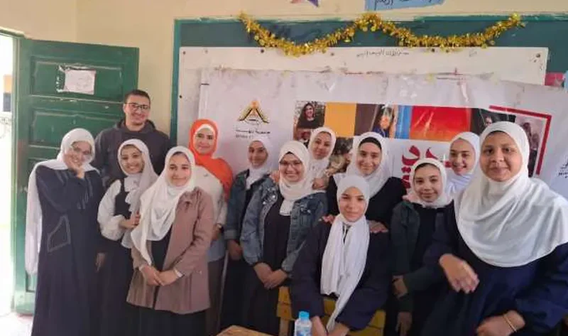 جامعة بنها تنظم قوافل توعوية لتعليم الحرف اليدوية ضمن مبادرة بداية – المحافظات