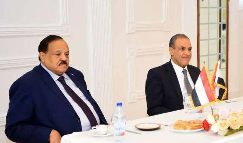 وزير الخارجية يلتقي مجموعة من السياسيين وممثلي المجتمع المدني بالسودان – أخبار العالم